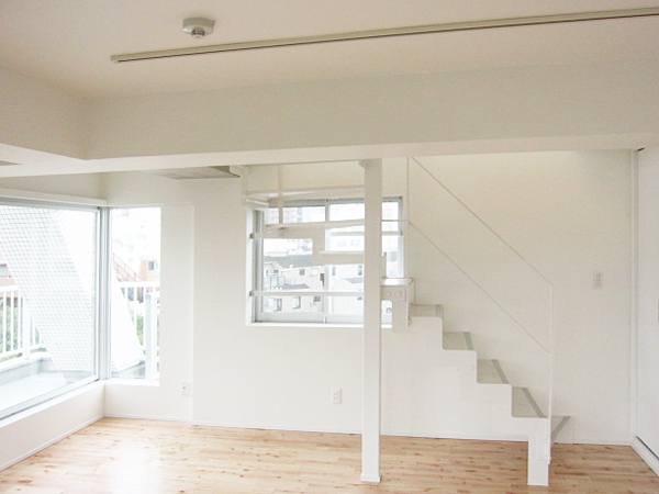 メゾネット空間を自分流に―ナチュラルでハイセンスな住まい メゾネット空間を自分流に―ナチュラルでハイセンスな住まい